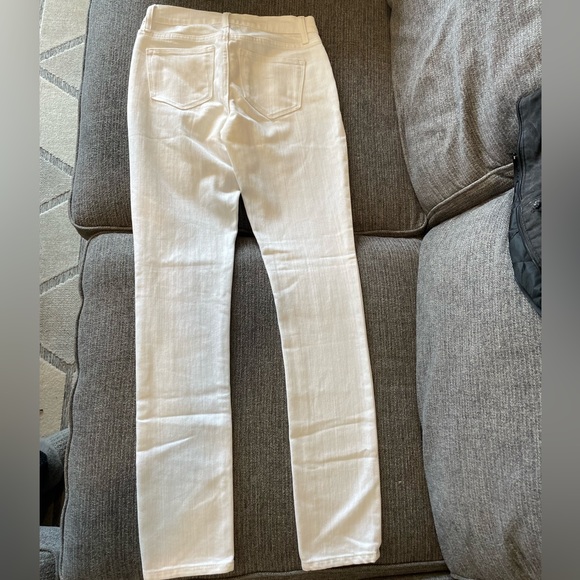 White old navy skinny jeans - Picture 2 of 4